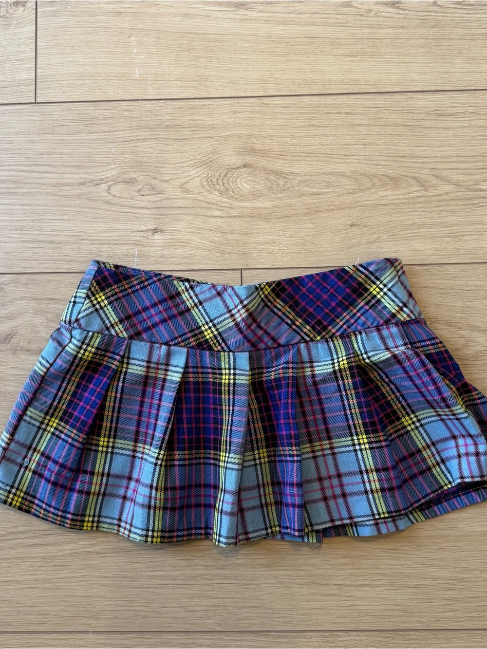 Plaid Pleated Mini Skirt - Multicolor
